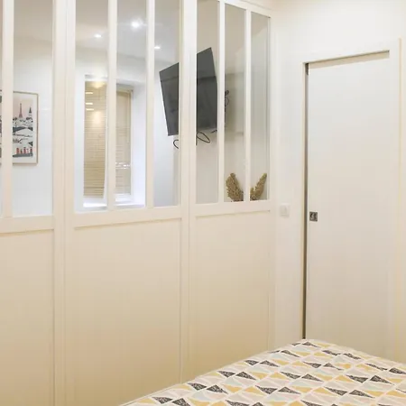 Comfortable Cocoon Close To Montmartre * Paris