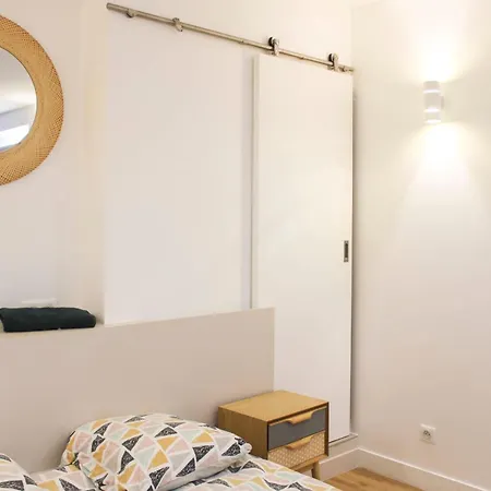 Comfortable Cocoon Close To Montmartre Apartment Paris