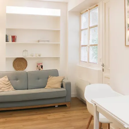 Comfortable Cocoon Close To Montmartre Apartment Paris